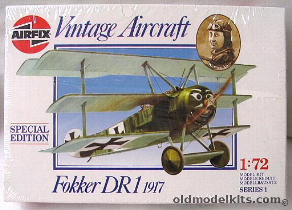 Airfix 1/72 Fokker DR-1 Triplane Special Edition - Werner Voss' (48 Victories) Aircraft, 01074 plastic model kit